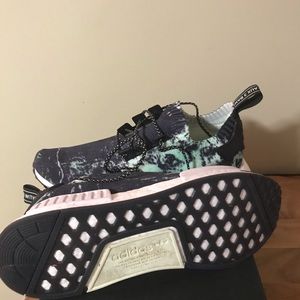 Adidas NMD R1 PK Mens Sneakers Green Marble Black